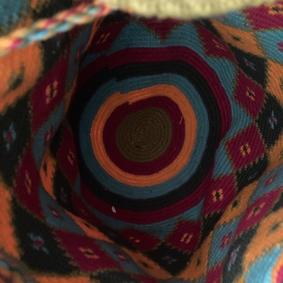 Wayuu Mochila Colombia Crossbody Bucket Bag Embroidered Crocheted Purse Tassels - Picture 6 of 9